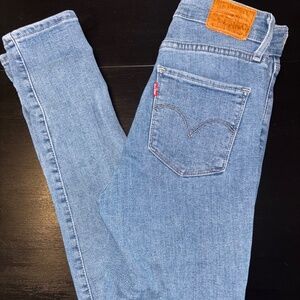 Levi's Jeans